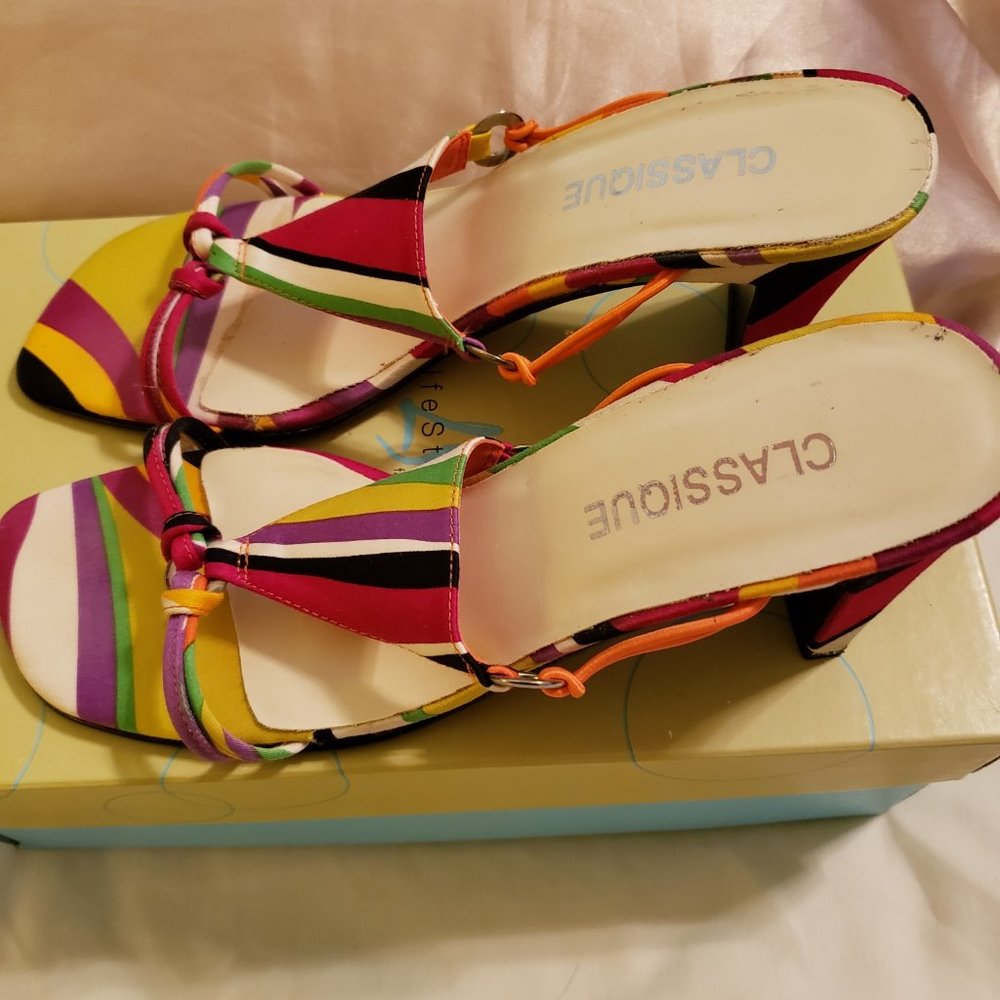 Follow the Rainbow Sandals Sz 9 - Picture 4 of 7